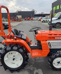 Kubota B1500 Tracteur Agricole Compact 15 CV 4RM Diesel